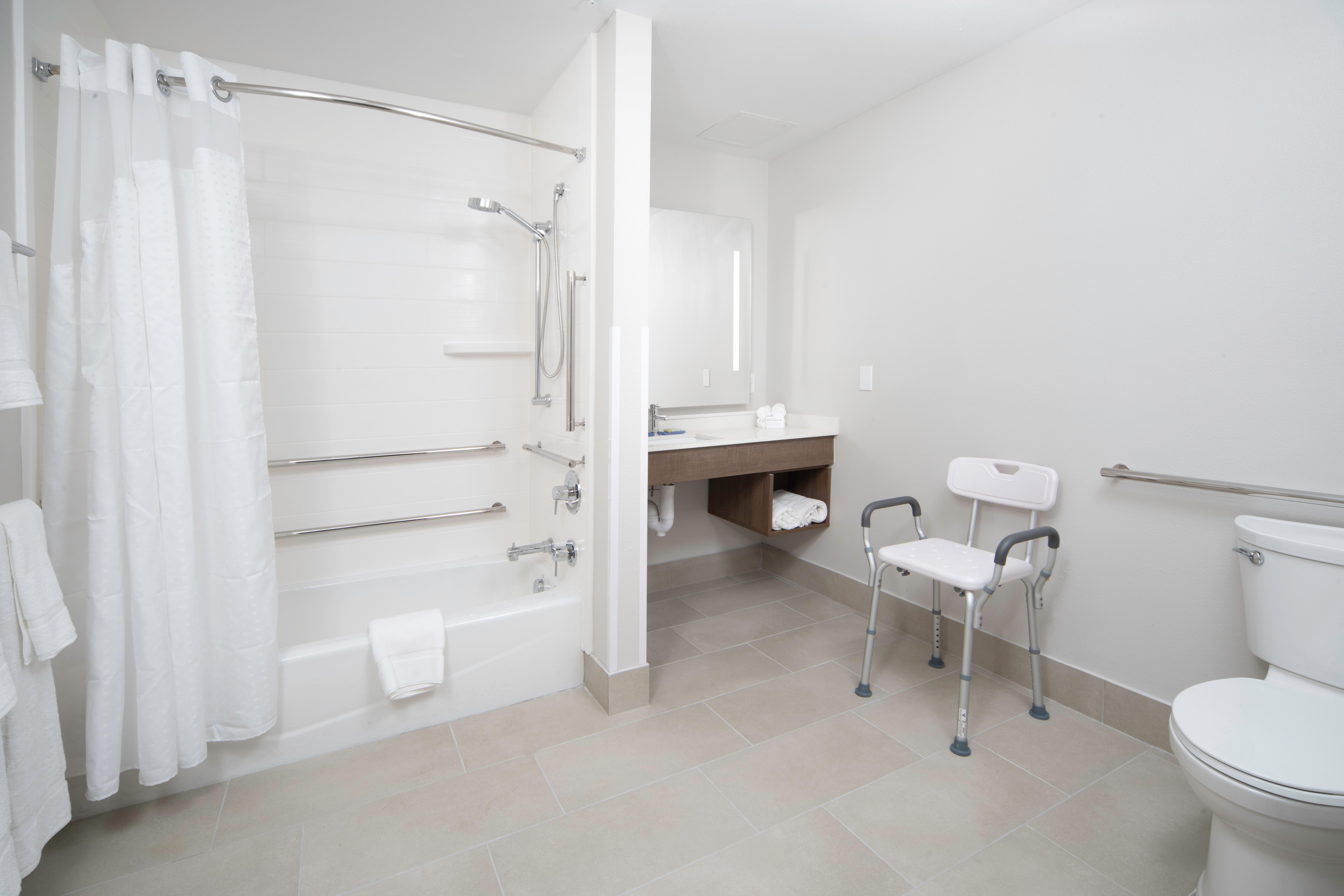 Holiday Inn Express & Suites - Fort Myers Airport By Ihg Экстерьер фото